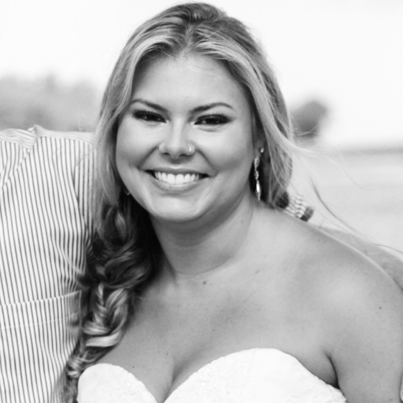 Meet your Posher, Haley - Picture 1 of 1